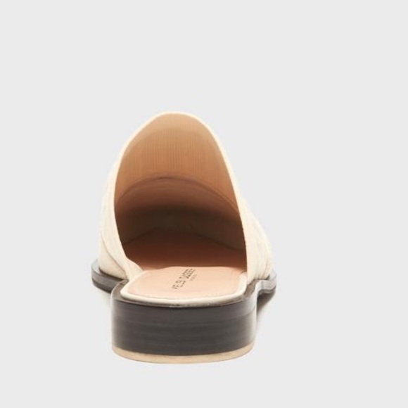 Cream Distressed Leather Pointy Closed Toe Mule - Picture 6 of 7